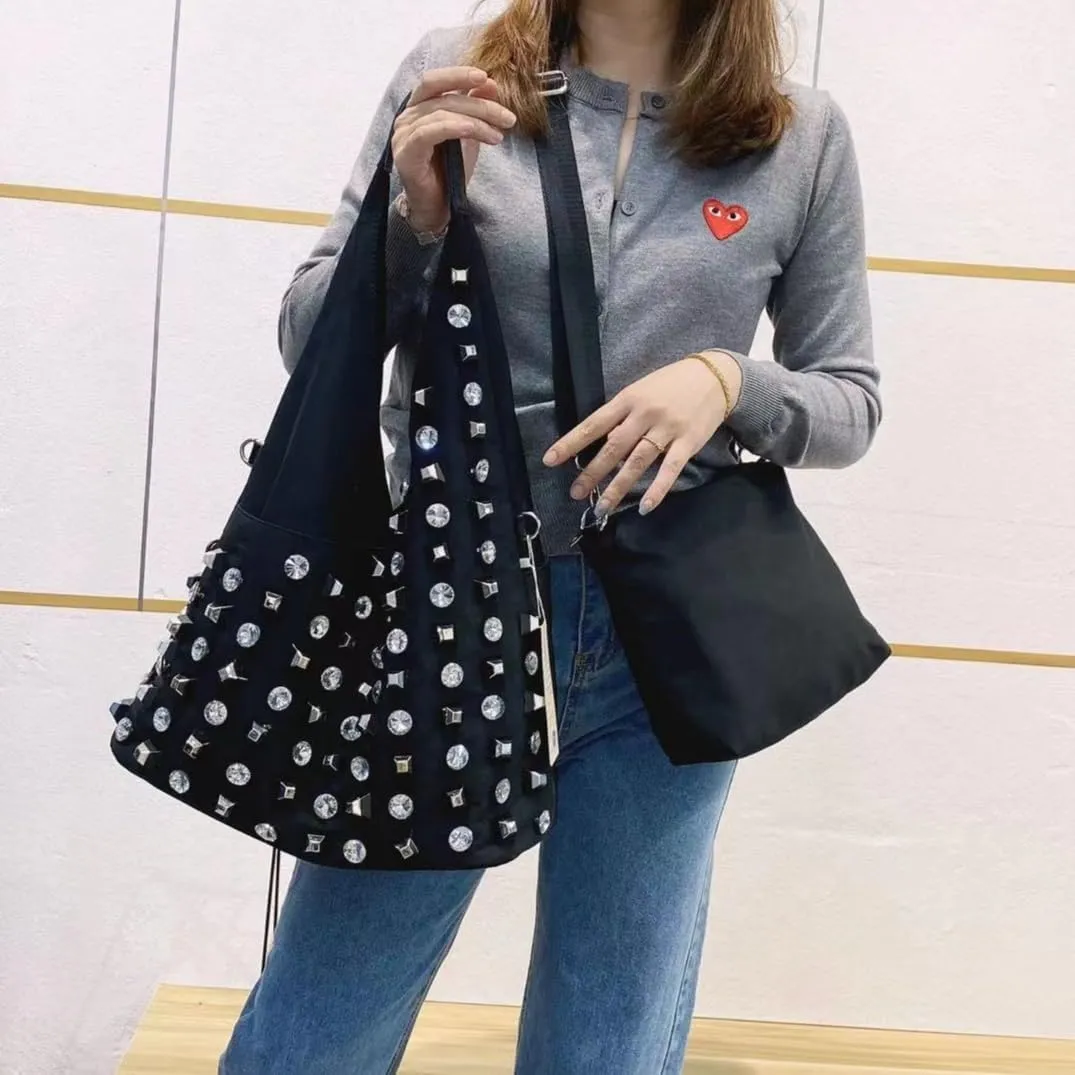 Designer Tote Bag Studded Purses Y2k Bags 90s Punk Vegan Leather Large Tote Bag Eyelet Streetwear 2000s