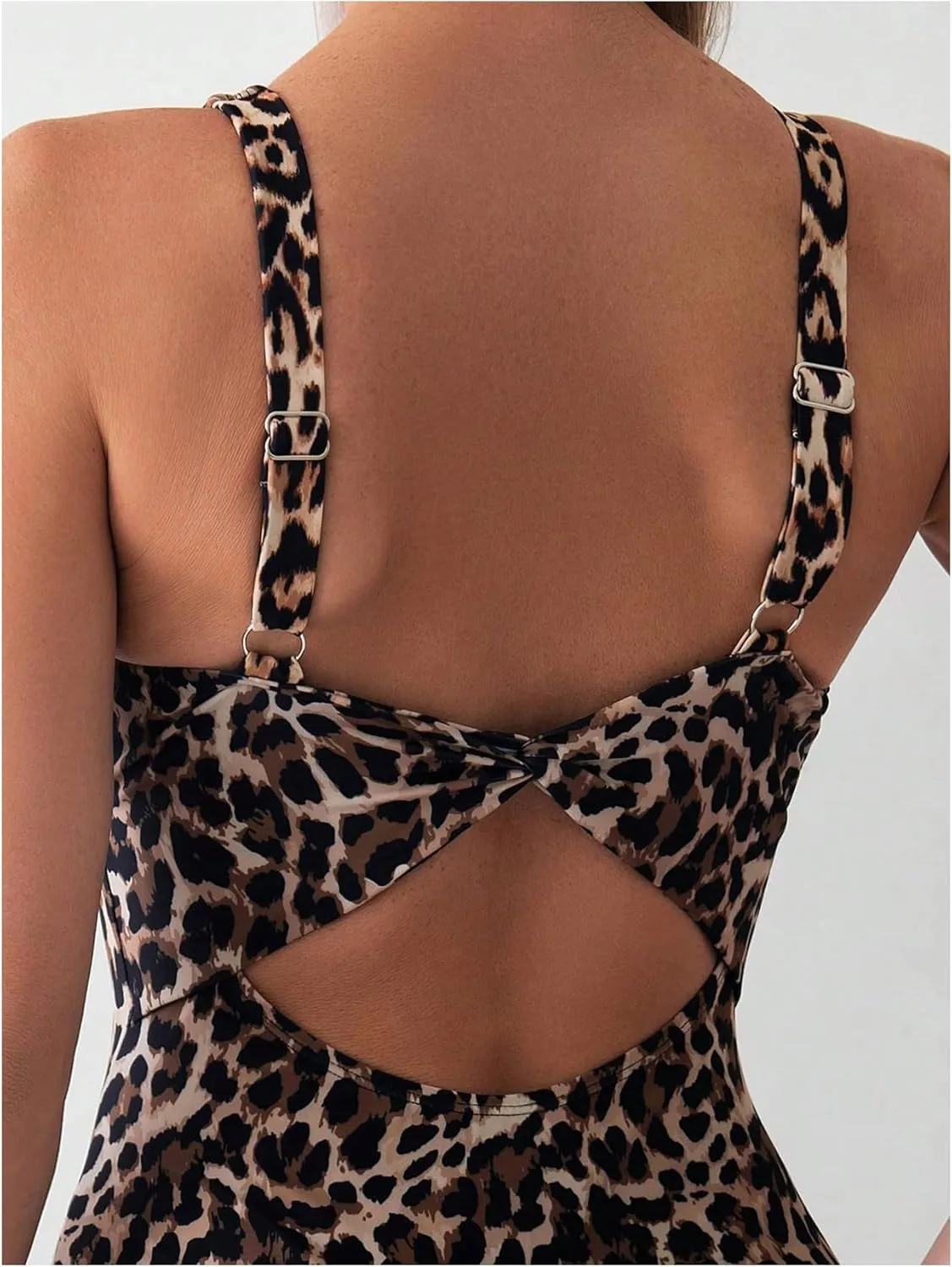MakeMeChic Women's Twist Back Cut Out Ring Plunge Neck One Piece Swimsuit Bathing Suit