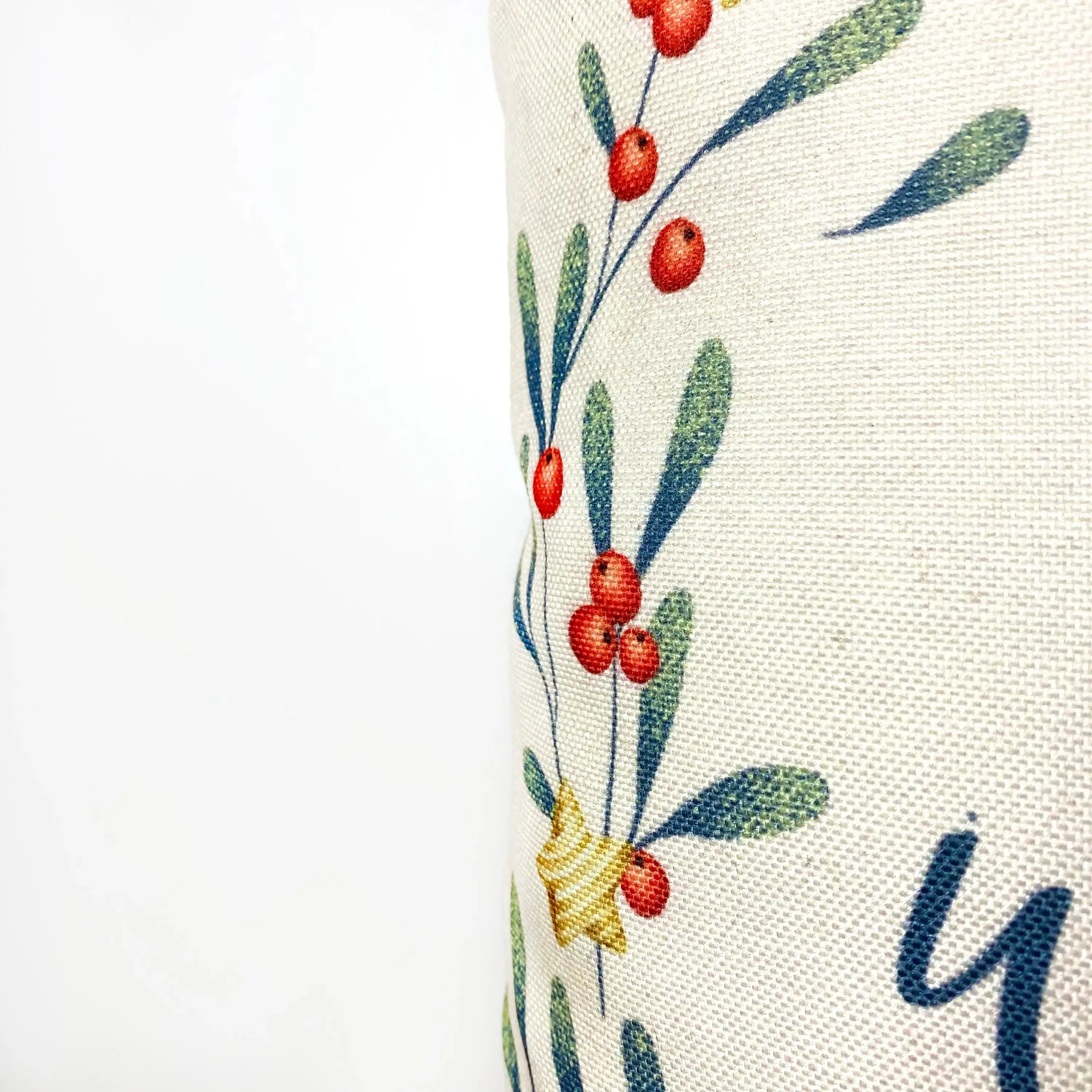 Mistletoe Kisses Wreath | Throw Pillow Cover | Best Friend Christmas Gift | Rustic Farmhouse Decor | Farmhouse Decor | Decorative Pillows for Couch