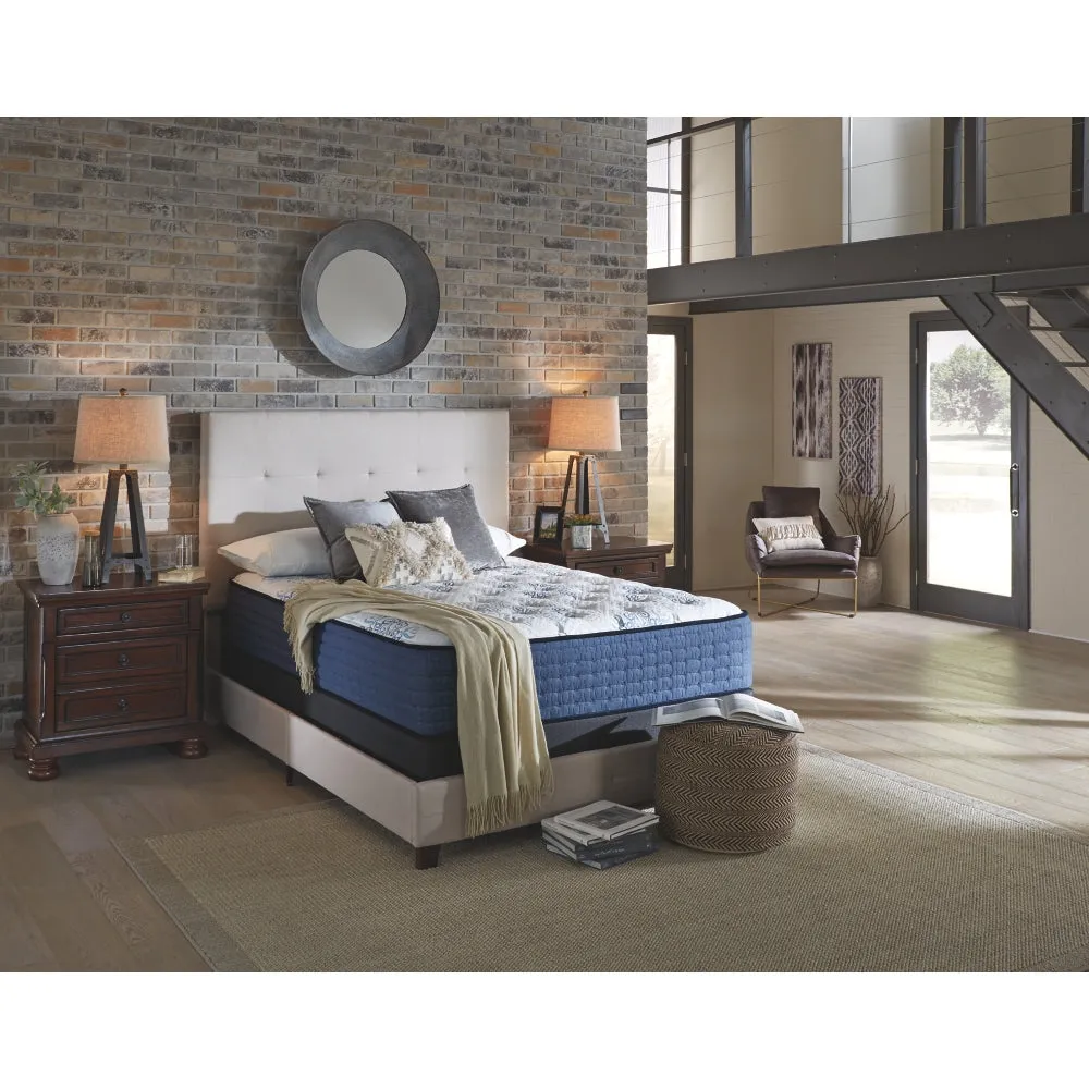 Queen Mattress M62331