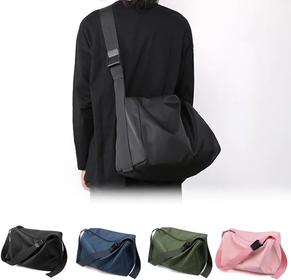 Small Sports Gym Bag,Waterproof Workout Bags Mini Duffle Bag for Men and Women,Lightweight Gym Travel Bag Yoga Exercise Bag with Wet Pocket and Shoes Compartment