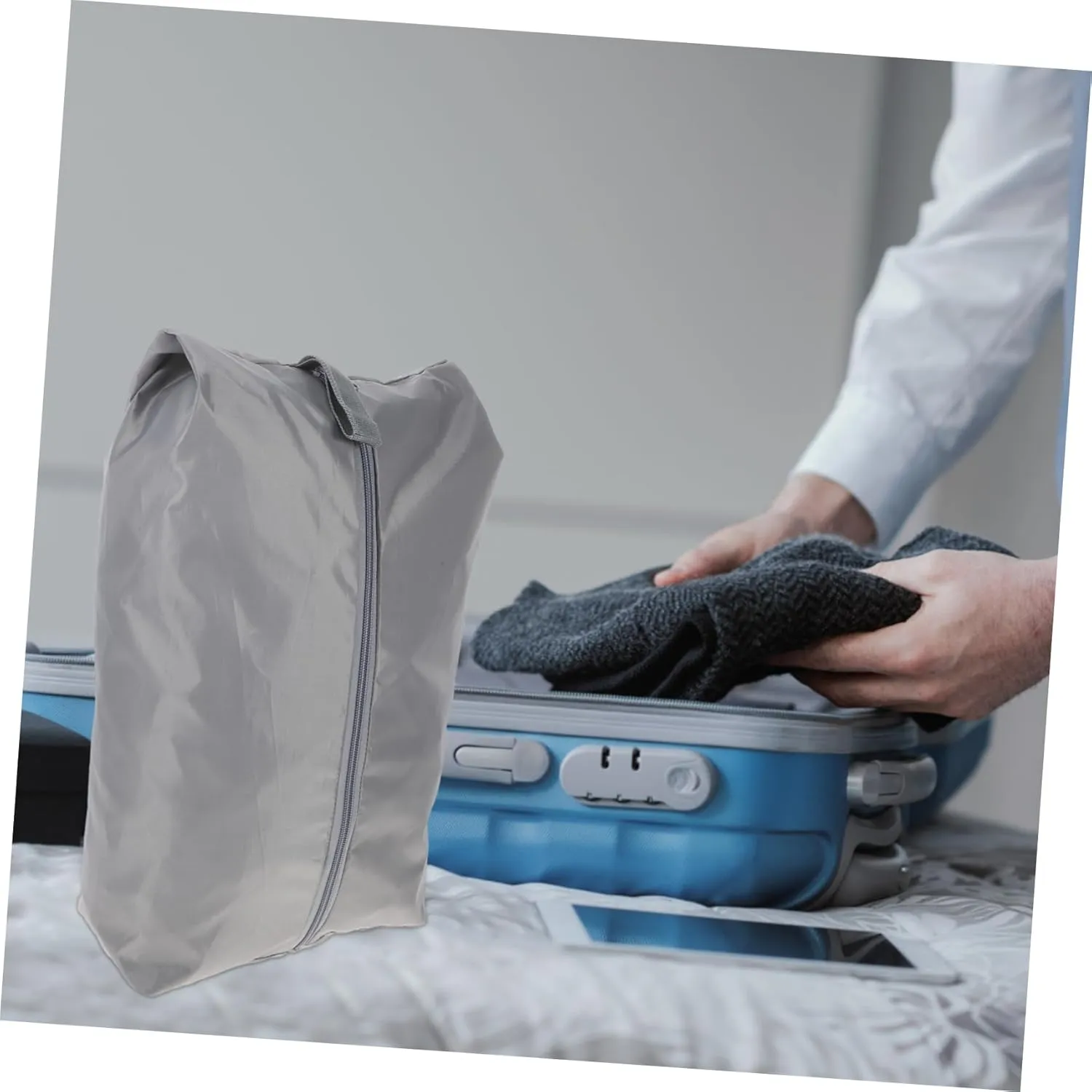 Travel Shoe Bags Set 4 Pack Packing Cubes for Suitcases Waterproof Luggage Organizers Garment Storage Bag for Men Women