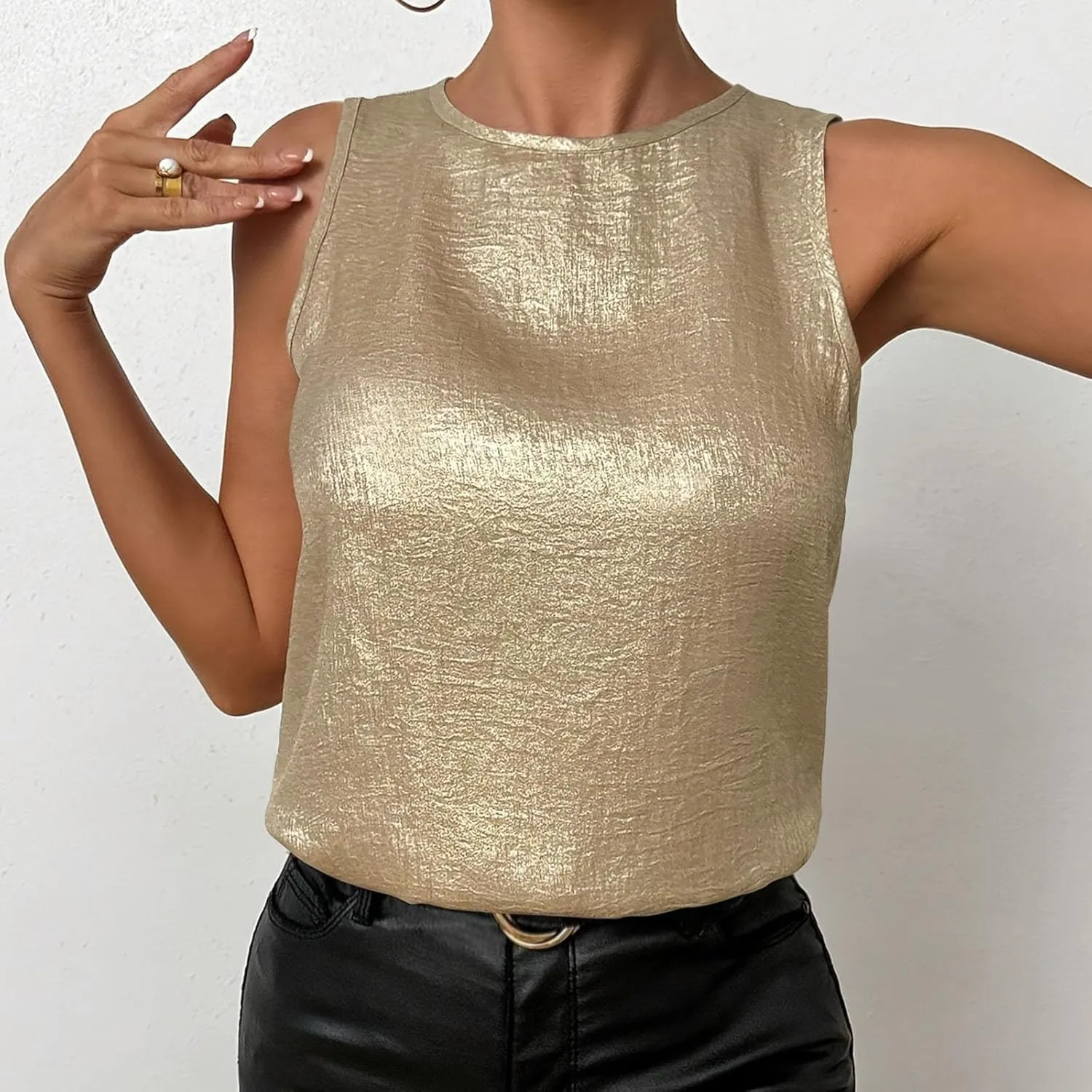 Women Round Neck Metallic Tank Top Sleeveless Shiny Party Club Shirts 2025 Summer Trendy Going Out Blouse